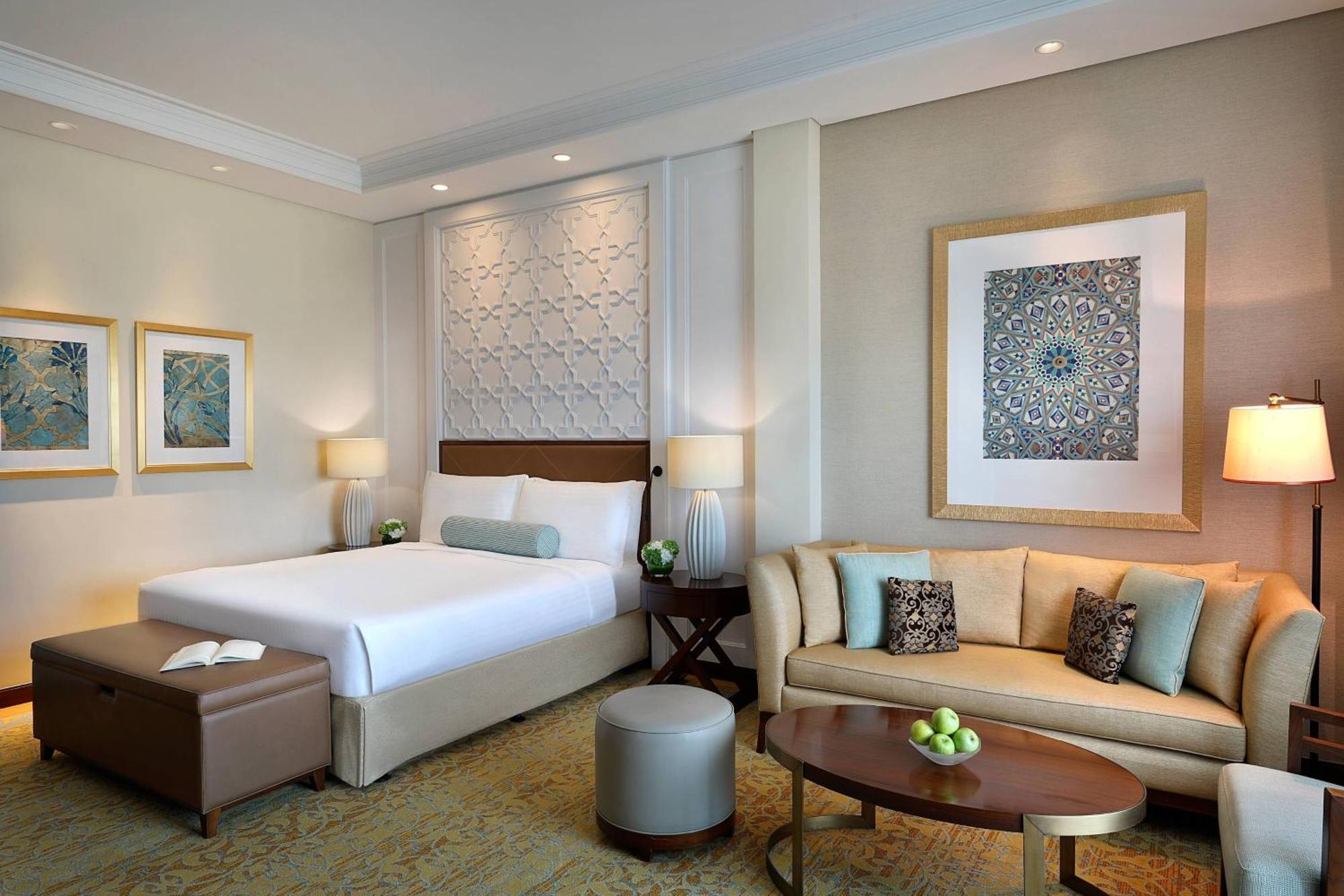 The Ritz-Carlton, Dubai Hotel Exterior photo