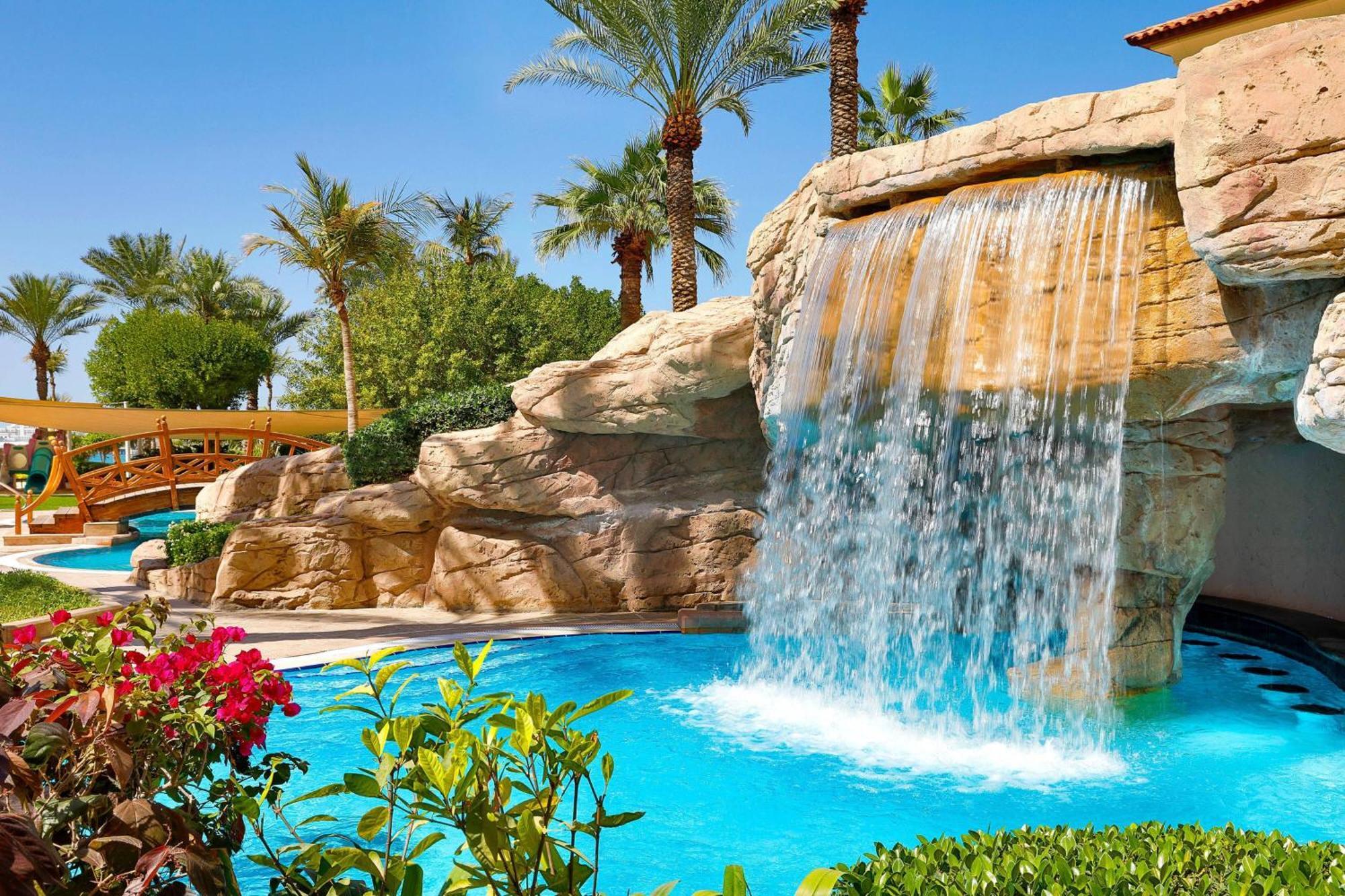 The Ritz-Carlton, Dubai Hotel Exterior photo The Falls at Talking Stick Resort